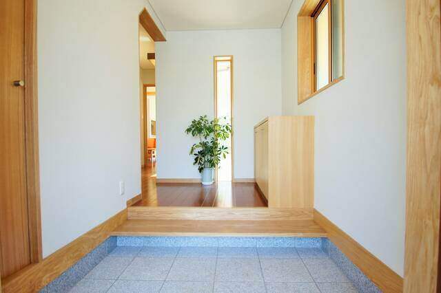 風水で玄関からツキを呼び込む！オススメ開運インテリアの作り方