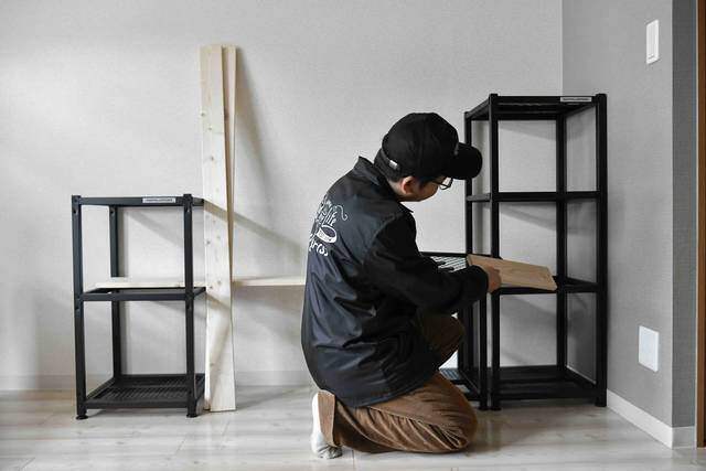 2×4材を載せたら即・完成！レイアウト自在なアイアンシェルフIQ！