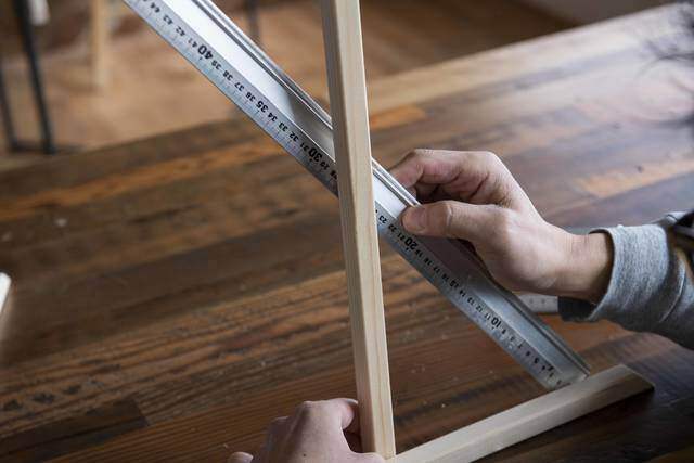魅せて、映える、三段ラック!2つの木材でかんたんDIY!
