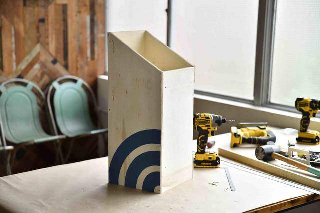 ルーターが消えた...！？ゴチャつく配線の目隠しラックをDIY