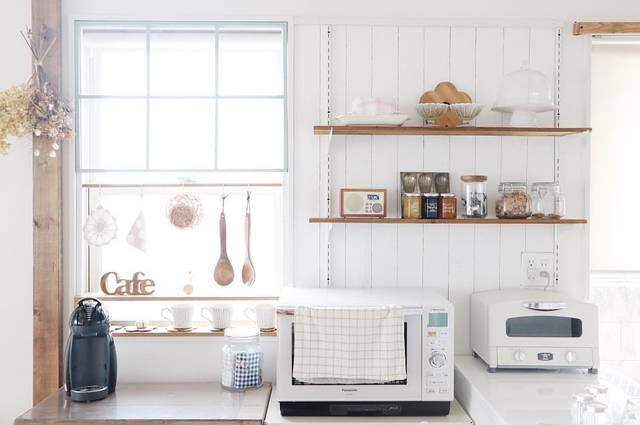 【ウッド調壁紙】お部屋を劇的変化!失敗しないアクセントクロスの選び方