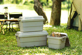 耐荷重100kg!?洒脱なグレーは家でもキャンプでも活躍必至! | カシワバラさんの暮らし。