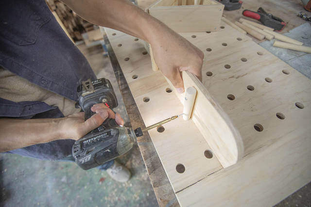 有孔ボード、作れるって知ってた??自分だけのペグボードをDIY!