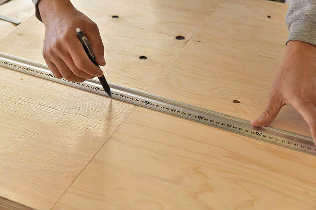 雑誌・植物これ一台！“大容量”で“飾れる”欲張りレコードラックをDIY