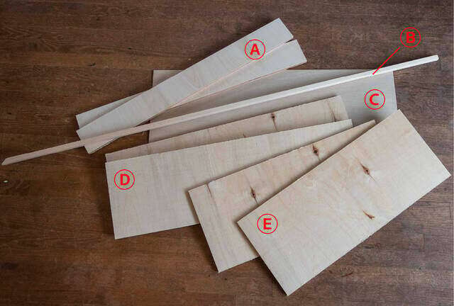 材料費3000円以下で家具作り!飾って片付くディスプレイラックをDIY!