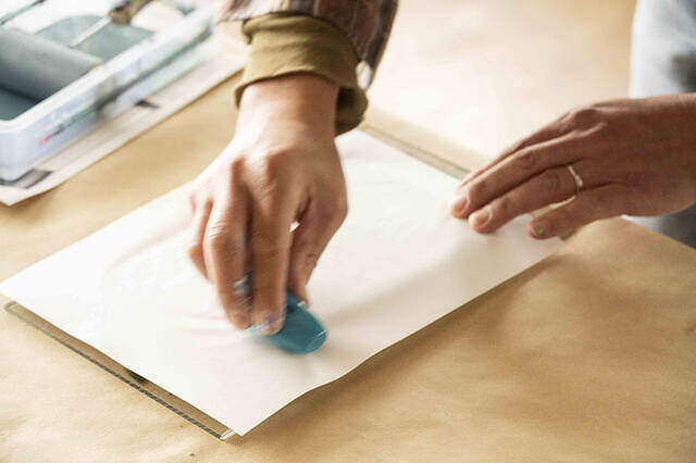 ゲルプリントで遊ぼう！捨てるはずだったデザインで転写DIY