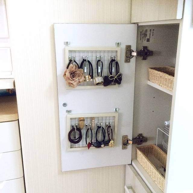 狭い洗面所もスッキリ!DIYで叶える便利な収納アイデア