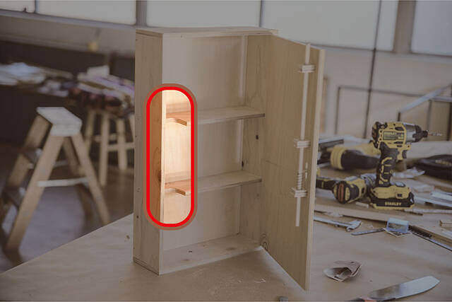 お部屋に春(スプリング)到来!バネを活用した技アリ収納棚をDIY