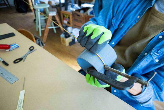 2本の真鍮で作る洒落顔DIY!インテリアを選ばず映えるプラントハンガー