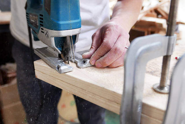 家でもキャンプでも使いたい!お手製ハンギングドライヤーラックの作り方!