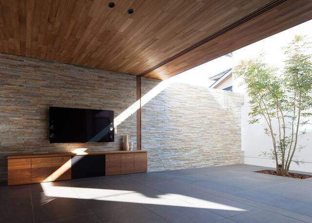 「石壁」で、ワンランク上の家づくり。外壁・内装のおしゃれ事例&DIYも!