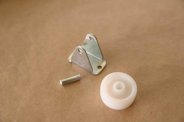 釣り用品の思わぬ活用法!?憧れの壁付けアームライトをDIY