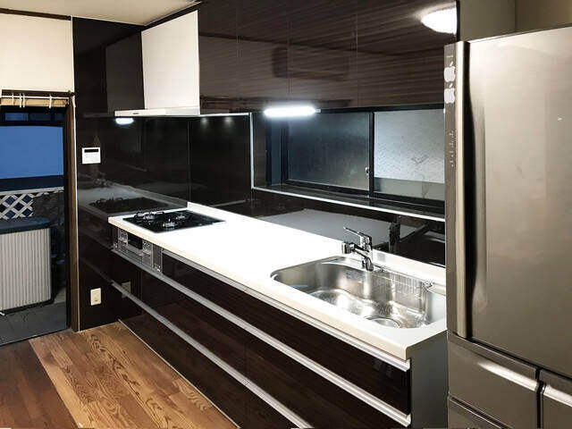 システムキッチンのリフォーム費用相場は?金額別のおしゃれ事例も紹介!