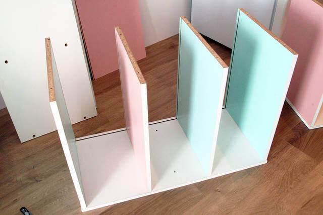 カラーボックスリメイクでキッチン台をDIY!見た目も使いやすさも◎