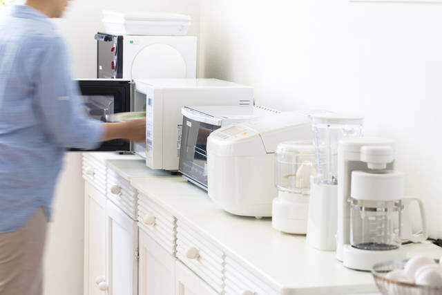 キッチンにコンセントは増設できるのか!?理想の数やオススメの場所とは?