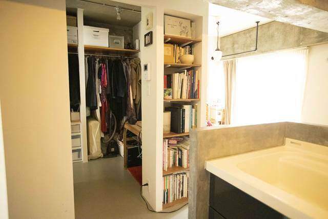 生活動線も思いのまま!コンクリート×アンティークで魅せるリノベーション。