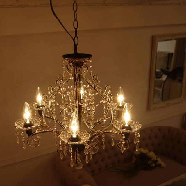 キッチンの照明器具を交換したい!外し方・取付方法をご紹介!