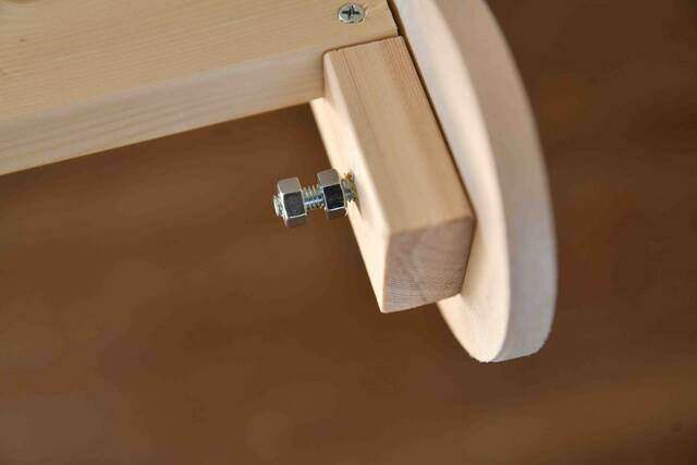干せて、畳めて、転がせます!IKEAバッグで作るランドリーワゴンをDIY!