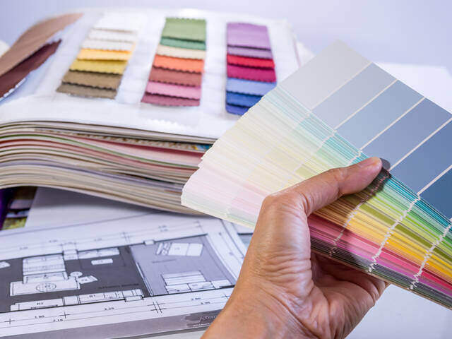 リフォームでクロスを貼り替え！費用相場と失敗しない壁紙の選び方