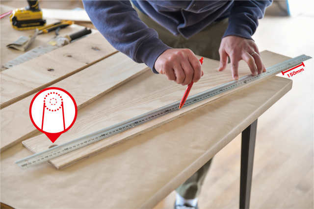 材料たった2つで玄関を格上げ!小物も吊るせる“多目的傘かけ”をDIY