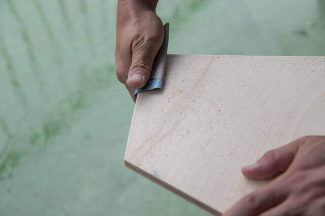 材料費3000円以下で家具作り!飾って片付くディスプレイラックをDIY!