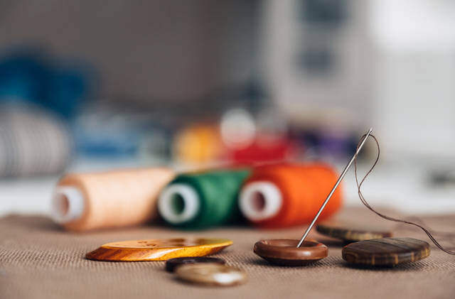 いつもの扉が見違える!おしゃれなトイレサインプレートをDIY!