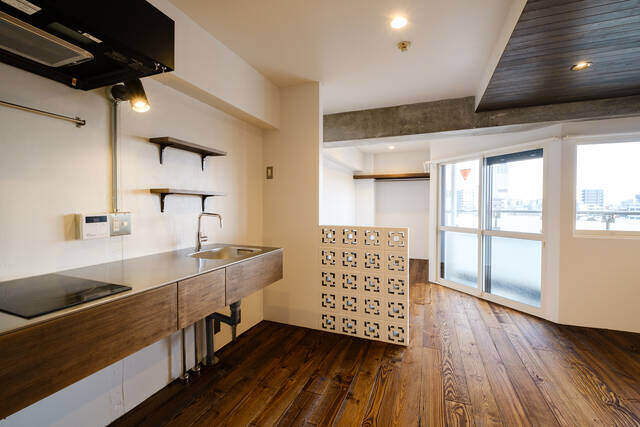 都会で南国の光と風を感じる。リゾート感たっぷりのリノベ部屋!