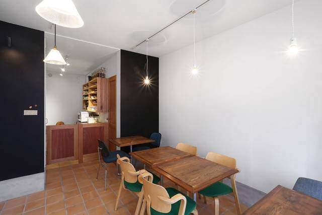 素焼きの味わいが魅力的なテラコッタタイル、その特徴と注意点を紹介