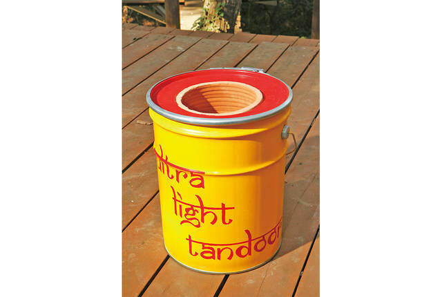 火を愉しむDIY!素焼きの鉢でタンドール窯作り!