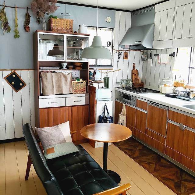 【ウッド調壁紙】お部屋を劇的変化!失敗しないアクセントクロスの選び方