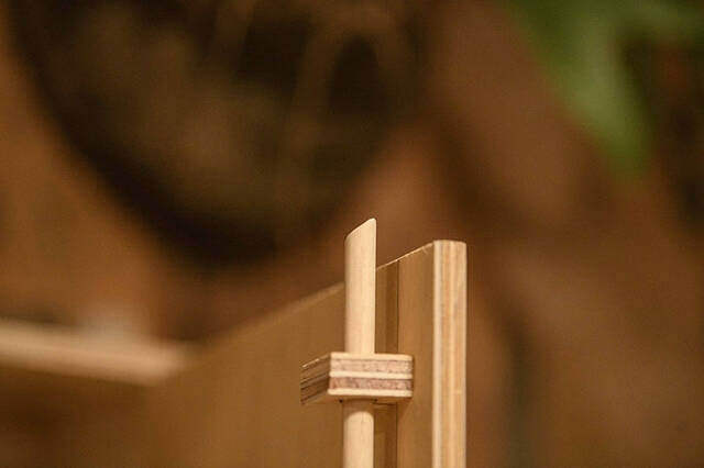 お部屋に春(スプリング)到来!バネを活用した技アリ収納棚をDIY