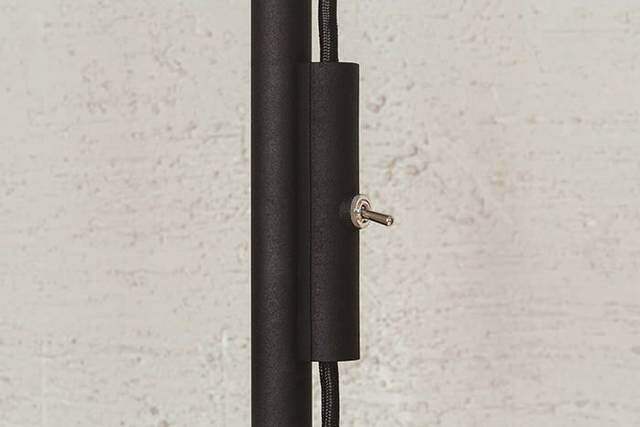 暮らしをアレンジし放題！突っ張って楽しい新感覚インテリア