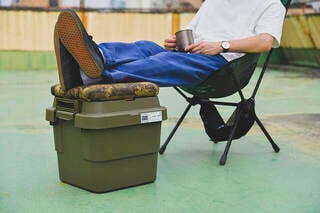 足を上げると気分もアガる！トランクカーゴが贅沢オットマンに変身するDIY | DIYer(s)│リノベと暮らしとDIY。