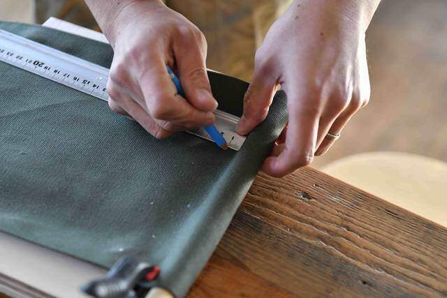 縫わずに作れるキャンバスラック 。屋内外問わず吊るして収納！