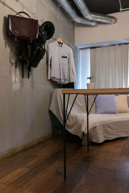 モダンな空間はカウンセリングルーム!?シンプルさにこだわったリノベ部屋