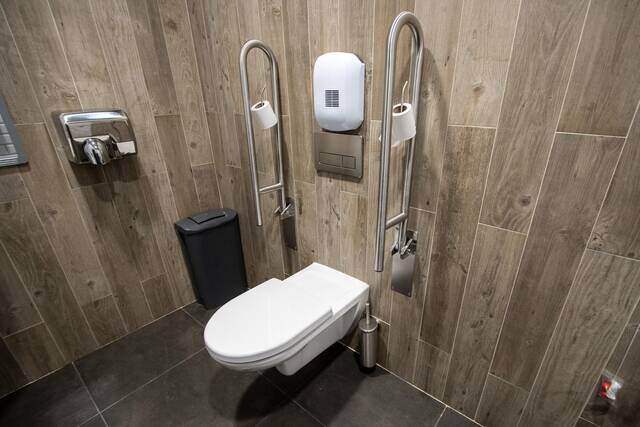 オフィスのトイレは快適さも重要! おしゃれなデザイン事例も紹介