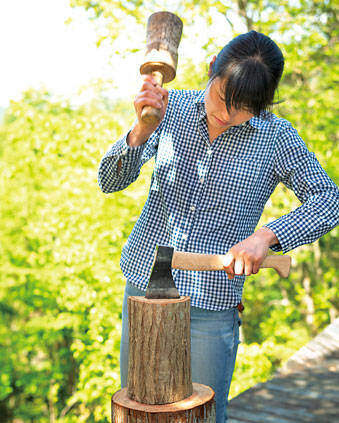 身近な素材で作る温故知新な木工スタイル!採れたて生木で小粋な豆皿をDIY