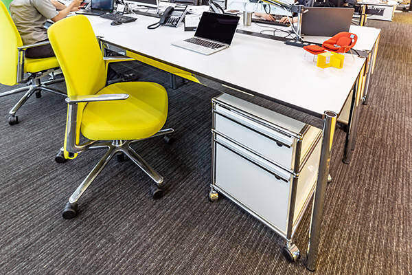 【オフィス棚の選び方ガイド】ワークスペースがオシャレな快適空間に!