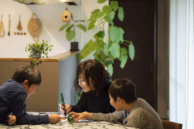 グルーペンGlueyで楽しむ!アートでポップなデコレーションアート