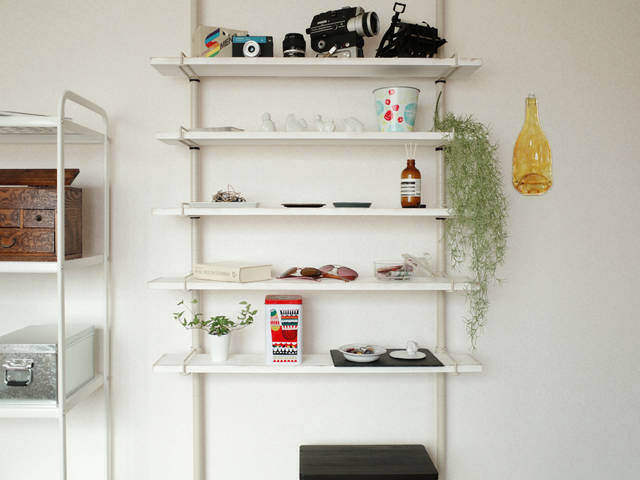 即完売の衝撃再び！レイアウト自在なDIYウォールラックに新色登場