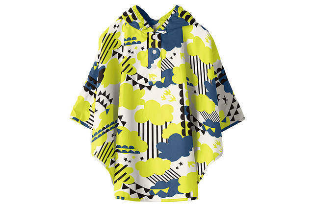 雨に負けない!全天候楽しむおすすめアウトドアレインポンチョ24選!