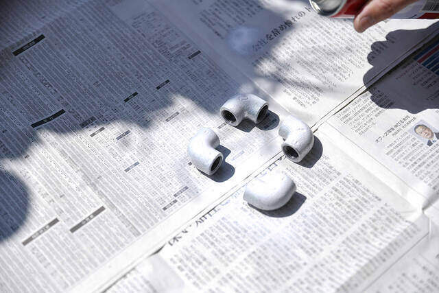 収納難民大歓喜!!コンパクト&便利な壁面収納を“アレ”で作る!