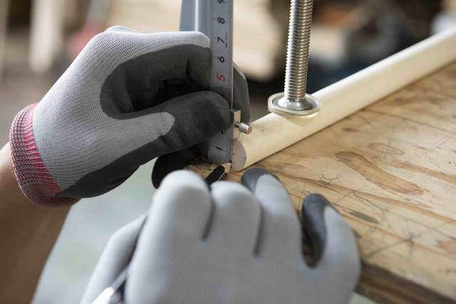 丸棒×セメントで作るDIY傘立て!自宅の玄関サイズにオーダーメイド