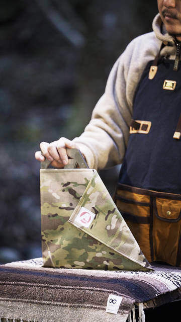 みんな待ってた！軽量・シンプルな焚き火台asimocraftsのtakibi_no_asi！