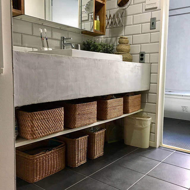 洗面台収納DIYアイデア集!隙間の有効活用でスッキリ片付く!