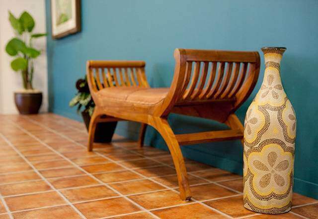 素焼きの味わいが魅力的なテラコッタタイル、その特徴と注意点を紹介