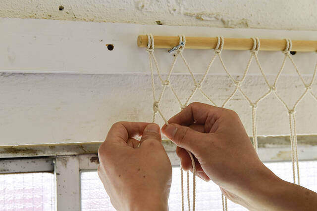 収納難民大歓喜!!コンパクト&便利な壁面収納を“アレ”で作る!