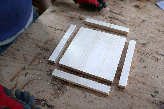 ホームセンターの材料で製作可能！オリジナルショーケースの作り方！