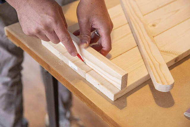呼ばれて飛び出る便利ラック！？童心をくすぐられる変形DIYレシピ現る