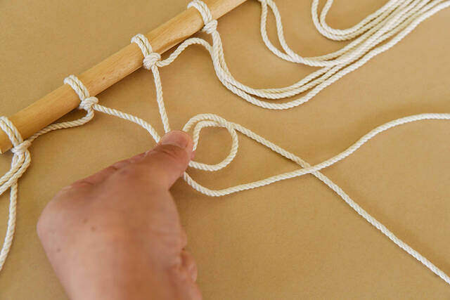 収納難民大歓喜!!コンパクト&便利な壁面収納を“アレ”で作る!